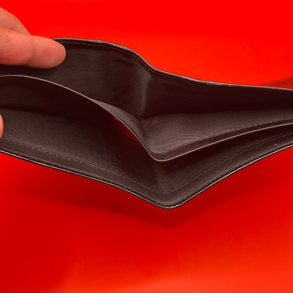 PRADA with COA.  Black Leather Men's Wallet. - Picture 6 of 11